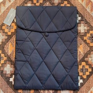 Vera Bradley Large Envelop Tech Sleeve Moonless Night